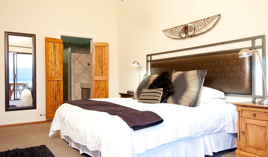 Luxury Room #7 offers its guests space and comfort, with the option of a king sized bed or two single beds if preferred. Luxury Room #7 offers its guests space and comfort, with the option of a king sized bed or two single beds if preferred.