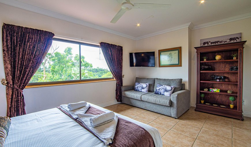 T16 Selborne Golf Estate: Master Bedroom