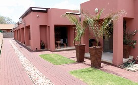 Tshenolo Guest House image