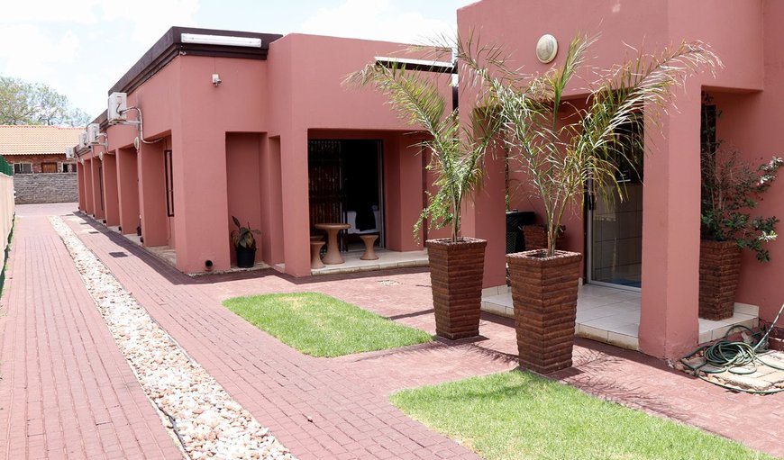 Welcome to Tshenolo Guest House in Rustenburg, North West Province, South Africa