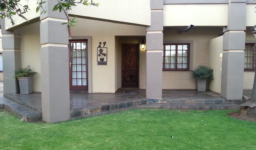 Ommihoek Guesthouse is situated in Lichtenburg, North West Province.