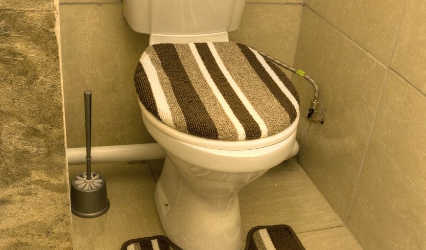 Room 2: Room 2 - Bathroom
