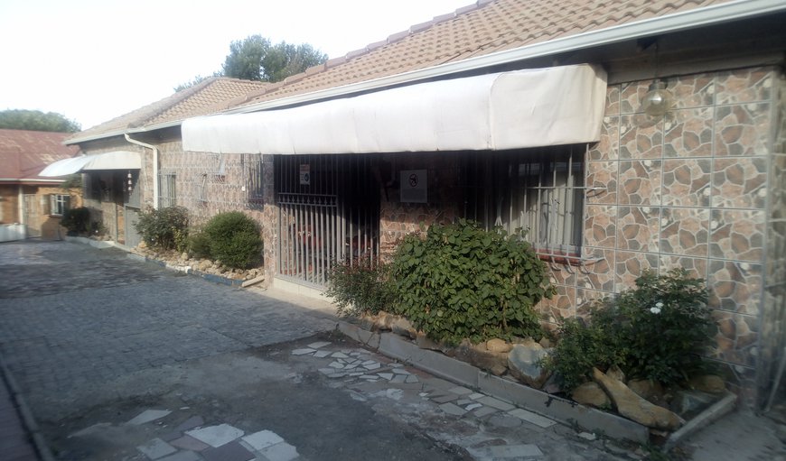 Welcome to The African Rock Guest House in Florida Park, Roodepoort, Gauteng, South Africa