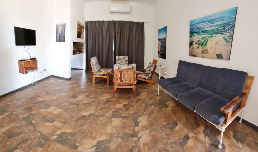 Olienhout Living Room with Indoor Braai