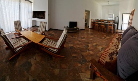 Vaderlandswilg: Vaderlandswilg Living Room with Indoor Braai