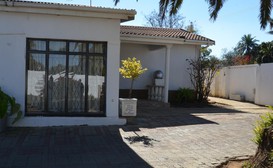 Rabbonis Bed and Breakfast image