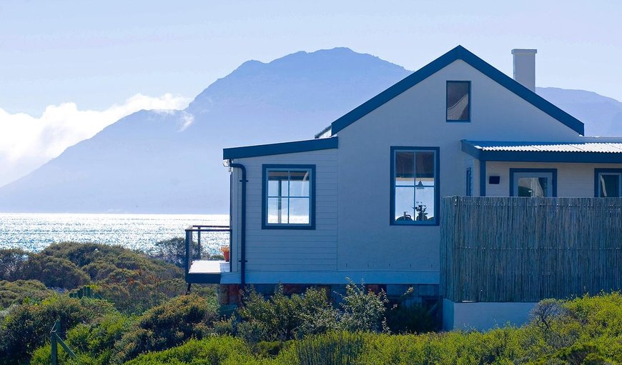 Welcome to Beach Paradise Holiday Home in Kommetjie, Cape Town, Western Cape, South Africa