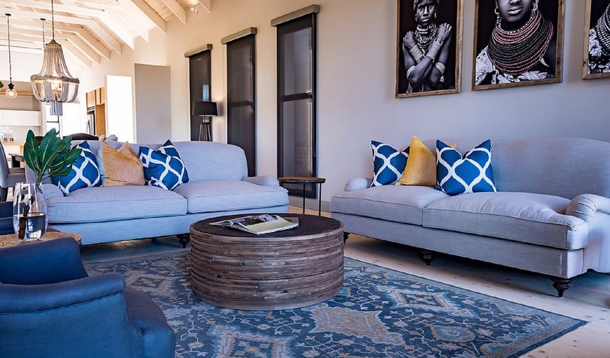 House 222 Gowrie Farm shared lounge area.