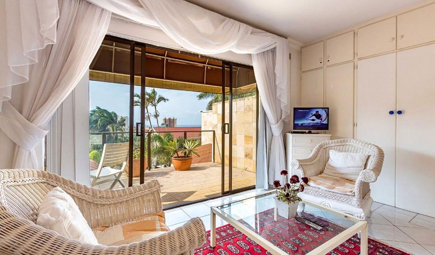 Each room is elegantly decorated and equipped with a TV, bar fridge and coffee/tea making facilities. Each room is elegantly decorated and equipped with a TV, bar fridge and coffee/tea making facilities.