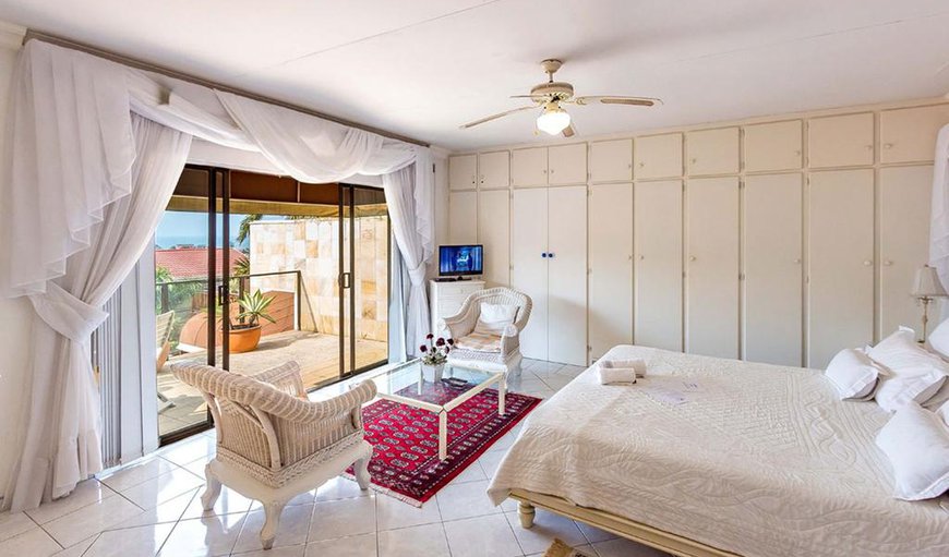 Guest Suites: Each room is elegantly decorated and equipped with a TV, bar fridge and coffee/tea making facilities.