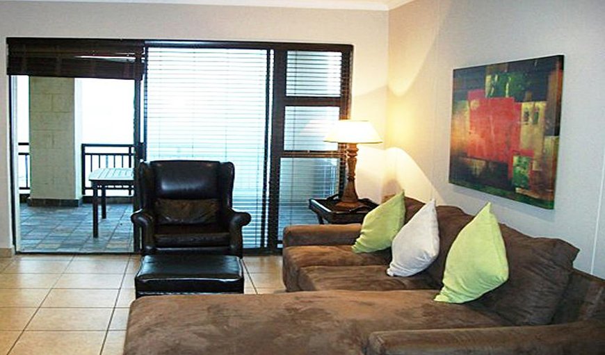 Apartment Bedrooms(3): Lounge Area
