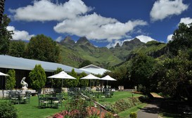 Cathedral Peak Hotel image