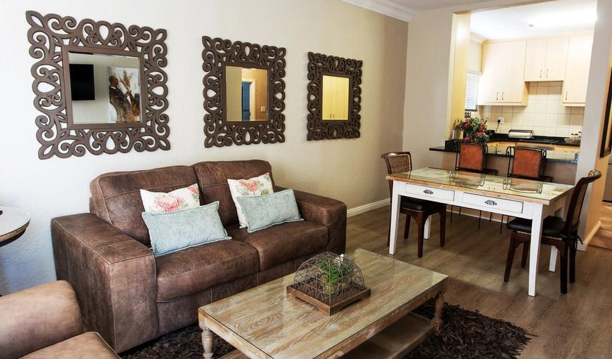 Vredehof No 2 offers an open plan lounge, dining and kitchen area