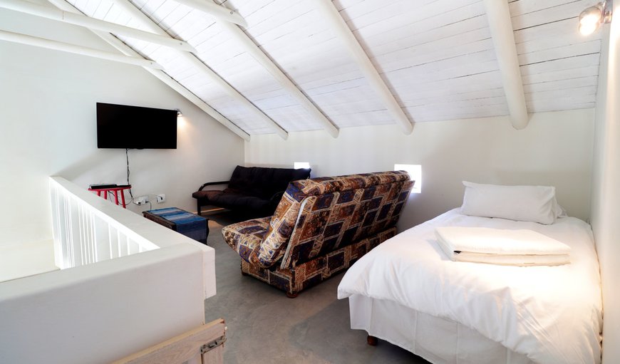 Sonia Cottage: Loft Room with Single Bed