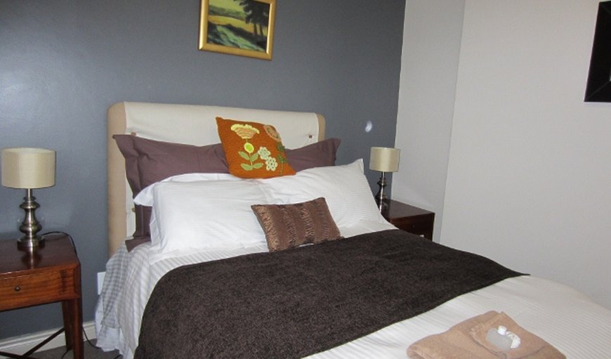Self Catering Apartment: Bedroom with Double Bed