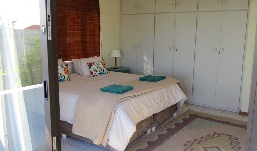 Khayanoster: Bedroom with Queen Bed