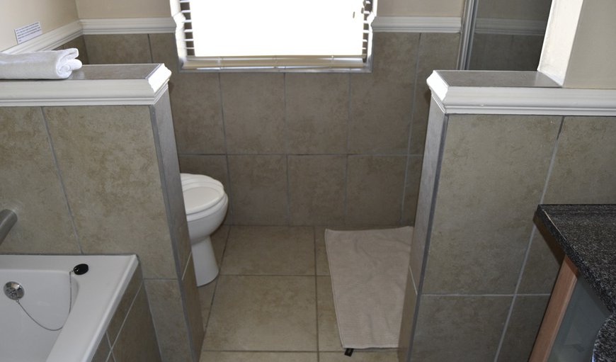 Kolgans Villa 147: Main en suite Bathroom