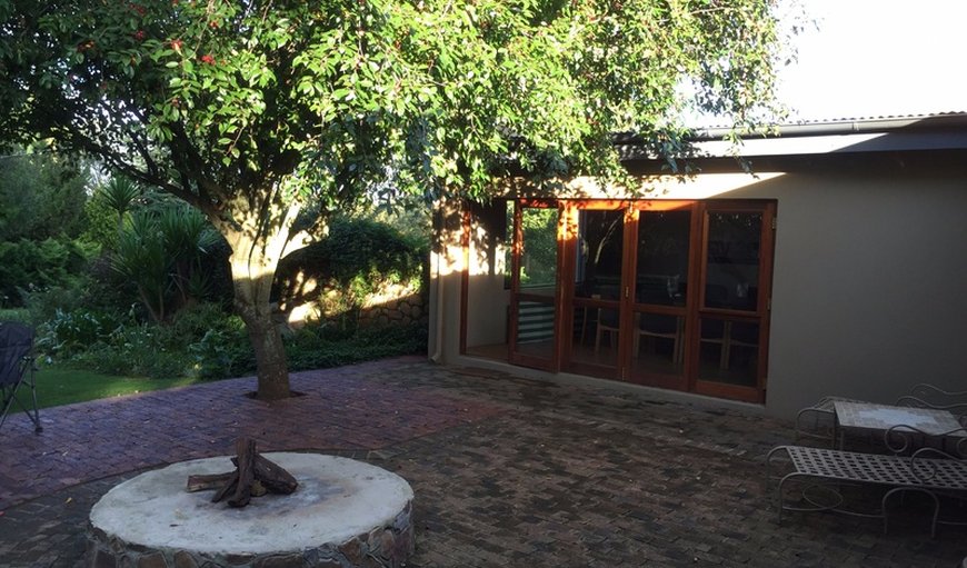 Outside area / fire-pit lapa area great for outside entertainment