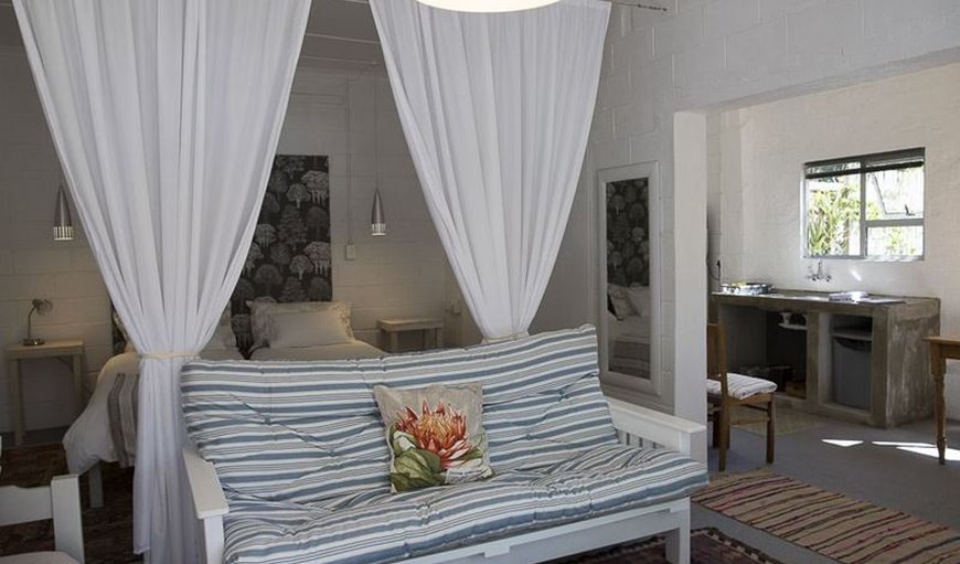 Aloe Cottage spacious unit sleeps 4 in Grabouw, Western Cape, South Africa