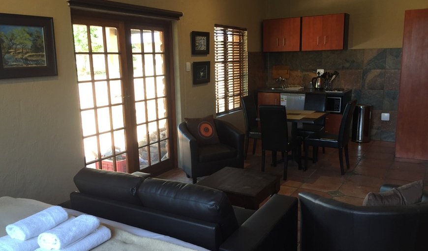 Studio 3 sleeper TL Manor: Studio  - open plan lounge/dining/kitchenette and bed area