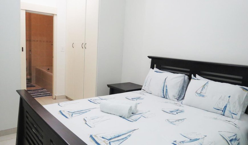 Balooga Flat 22: Main Bedroom