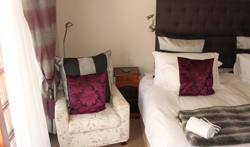 Deluxe Room Ensuite George: Deluxe Room Ensuite George - Bedroom with two 3/4 beds