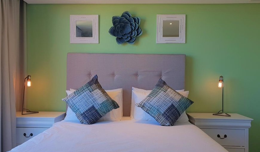 602 Zimbali Suites Topfloor Sea Views: Bedroom with Queen Size Bed