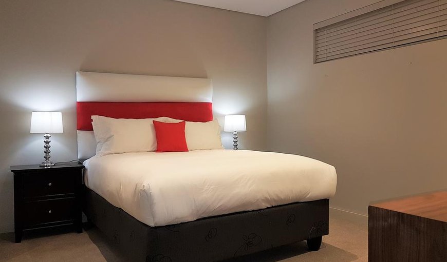301 Zimbali Suites Sea Views 2 Sleeper: Bedroom with Queen Size Bed