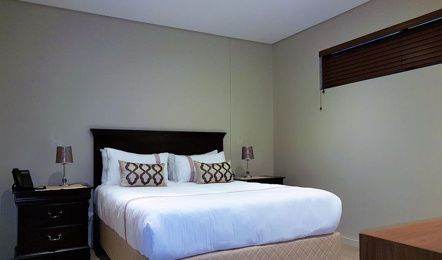 212 Zimbali Suites Sea Views 2 Sleeper: Bedroom with Queen Size Bed
