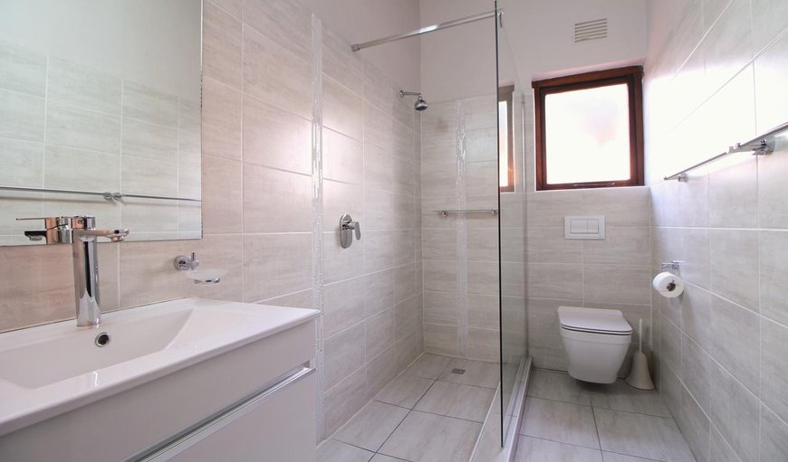 2 Bedroom - Villa 1931, San Lameer: Bathroom