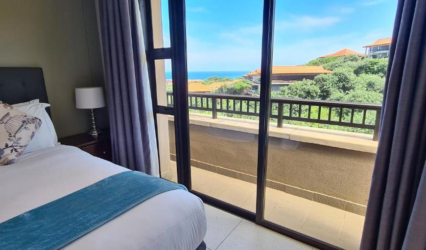 307 Zimbali Suites Sea Views 2 Sleeper: Bedroom with Queen Size Bed