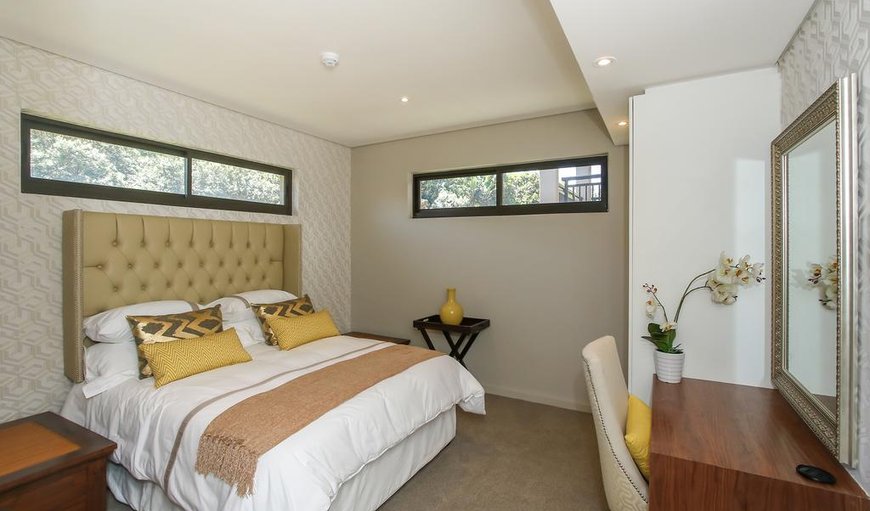 515 Zimbali Suites Sea Views 4 Sleeper: Bedroom with Queen Size Bed
