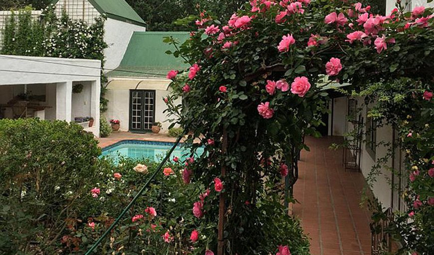 Welcome to Willow Brooke Guest Suite: Franschhoek