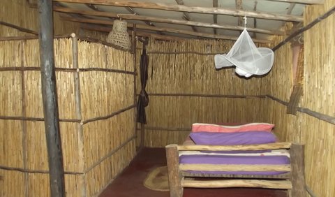 Room 1 - 3 Sleeper: 3 Sleeper room made out of reeds.