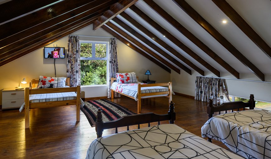 East Wing Self-catering Flat: Attic Bedroom