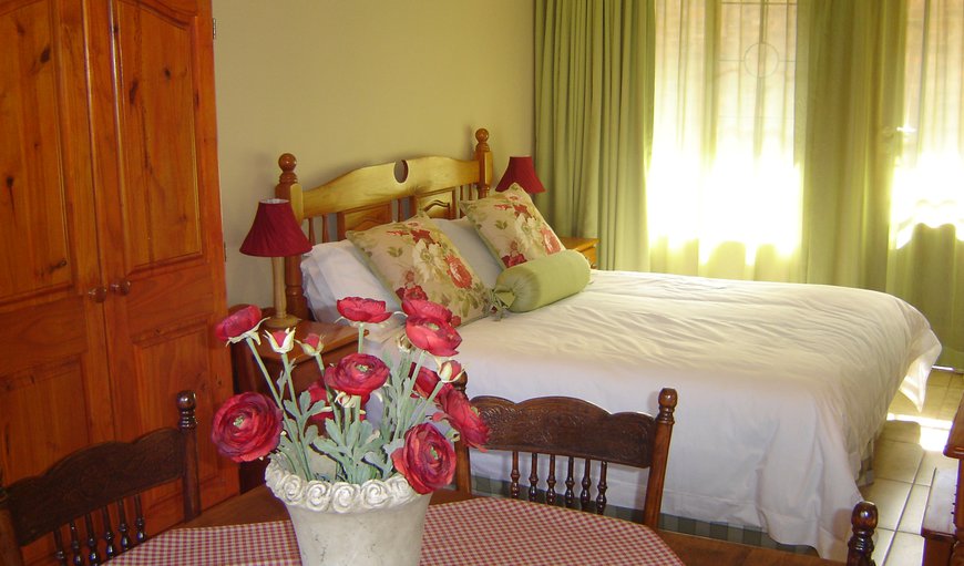 Truth Room - Self Catering Cottage: Truth Room - Bedroom