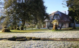 The Thatched Cottage - Beverley Country Cottages image