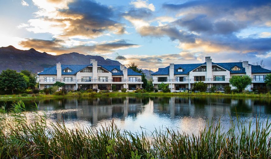 Welcome to Valley Golf Lodges in Pearl Valley Golf Estate, Paarl, Western Cape, South Africa