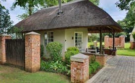 Pennygum Country African Dream Cottage image