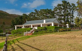 High Season Farm - The Lodge House image