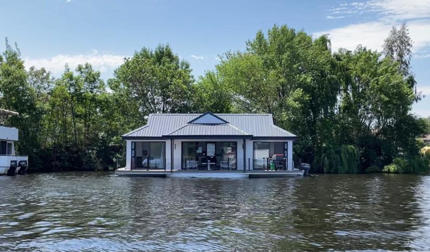 Houseboat in Vanderbijlpark, Gauteng, South Africa