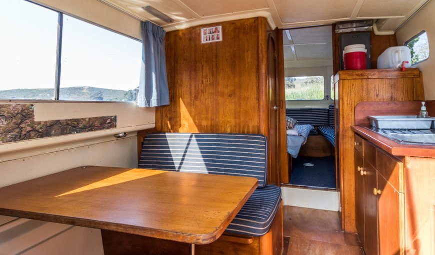 Houseboat: Welcome to  Houseboat Hire