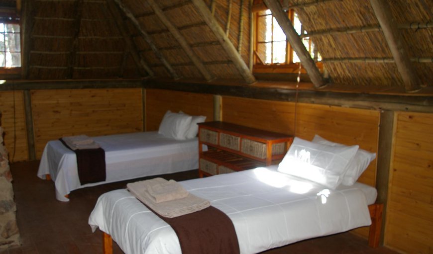 Fish Eagle | Log Cabin: Bedroom