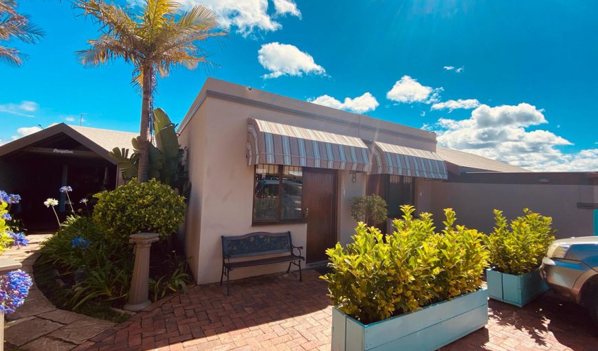 Welcome to Dolphin Circle Bed and Breakfast in Plettenberg Bay, Western Cape, South Africa
