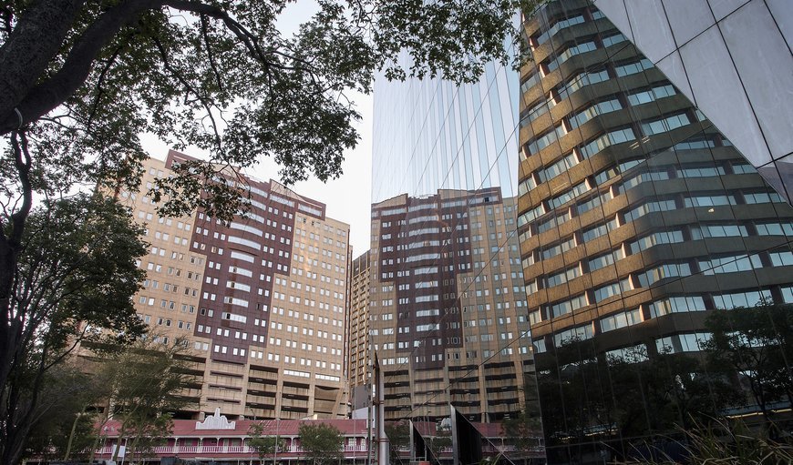 The Franklin Loft Apartments offer style and spacious comfort in a private, scenic setting – comprising all the amenities and facilities you would expect from an upscale high-rise apartment block, including friendly staff; 24-hour security; secure underground parking, a spacious, well-kitted gym, a jacuzzi and a concierge onsite to attend to guest queries and requests. in Johannesburg (Joburg), Gauteng, South Africa The Franklin Loft Apartments offer style and spacious comfort in a private, scenic setting – comprising all the amenities and facilities you would expect from an upscale high-rise apartment block, including friendly staff; 24-hour security; secure underground parking, a spacious, well-kitted gym, a jacuzzi and a concierge onsite to attend to guest queries and requests. in Johannesburg (Joburg), Gauteng, South Africa