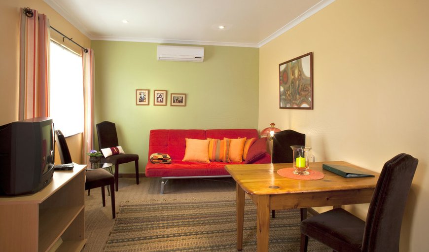 The Suite Cottage: The Suite Cottage - Lounge area