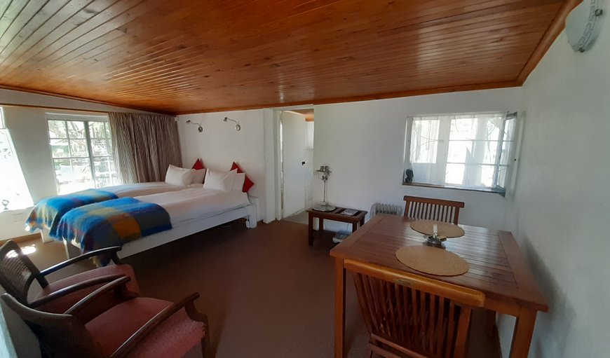 Allemann se Huisie: Accommodation is offered in a self-catering garden cottage with twin beds