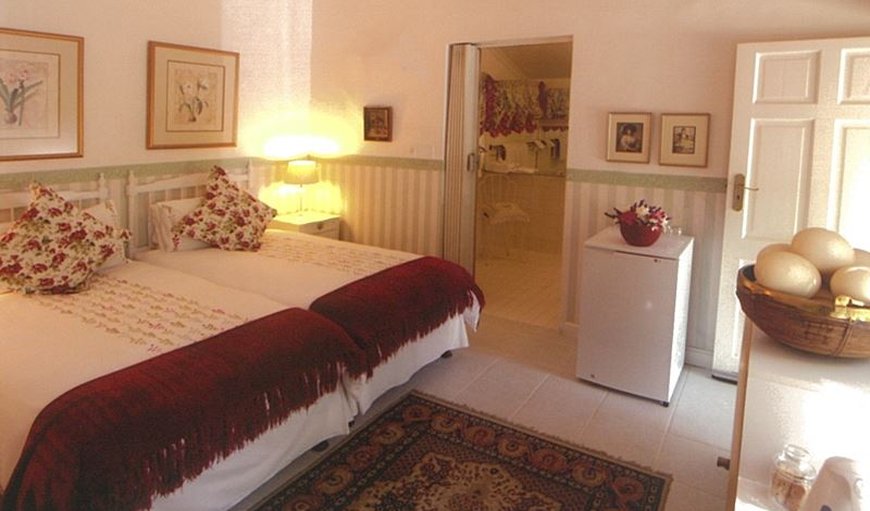 Units: Bedroom with 2 single beds.