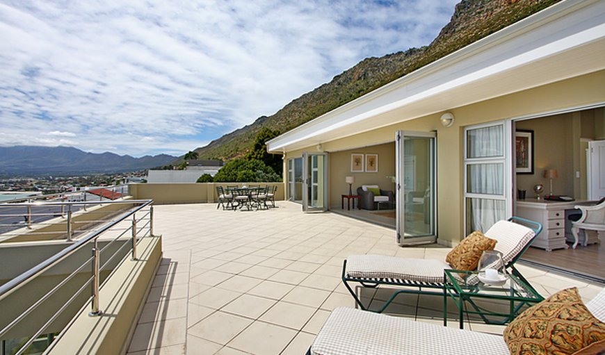 Welcome to Bayview Gordon's Bay 3 Bedroom Apartment in Gordon's Bay, Western Cape, South Africa