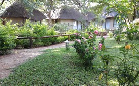 Chobe Sunset Chalets image